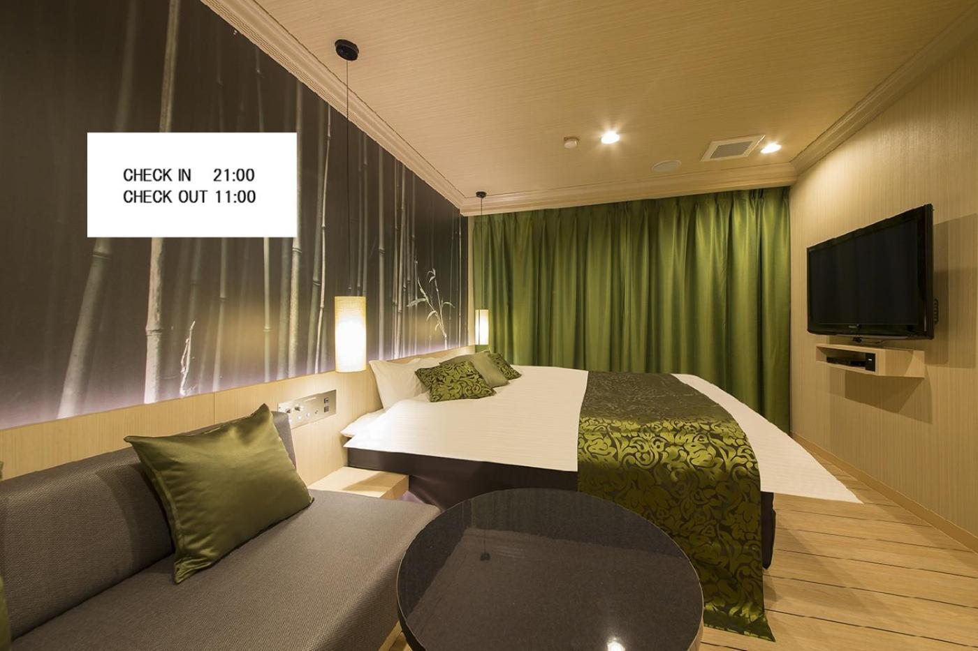 ルトゥール難波 Retournanba 男塾ホテルグループ (Adults Only) Osaka Exterior photo