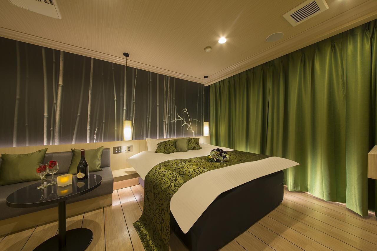 ルトゥール難波 Retournanba 男塾ホテルグループ (Adults Only) Osaka Exterior photo